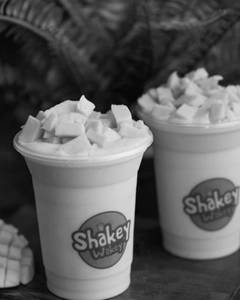 Seasonal Mango Milkshake