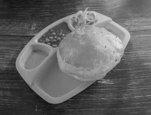 Chola Bhatura