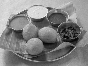Mysore Bonda (3 Pieces)