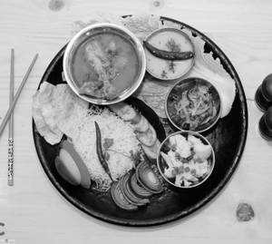 Axone Spicy Chicken Thali