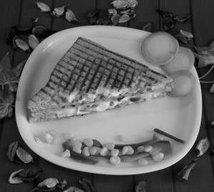 Spinach & Corn Grilled Sandwich