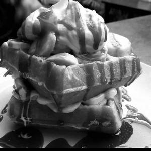 Banofee Pie Waffle