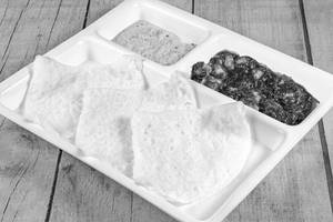 Neer Dosa With Paneer Ghee Roast