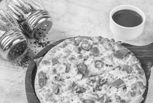 Peppy Paneer Pizza