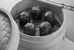 Exotic Mushroom And Sesame Dimsums (6 Pieces)