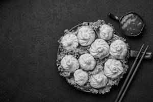 Veg Momos (10 Pcs)
