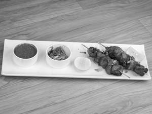 Chicken Stick (2 Pcs)