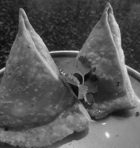 Samosa [1 Piece]