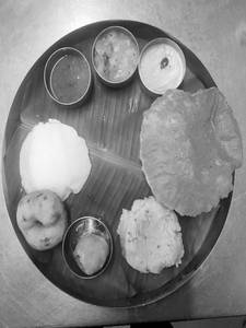 Mini Tiffin
