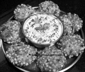 Sabudana vada with lassi