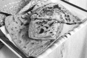Anda Paratha (Per Pcs)