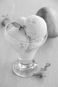Mango ( 2 Scooped