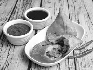 Samosa (1 Pc)