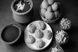 Jain Jumbo Pani Puri Set (50 Pcs Set)