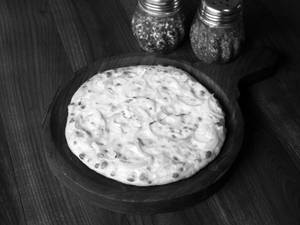 7" Onion Pizza