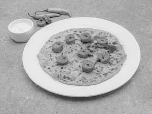 Chicken Paratha (2 Pcs)