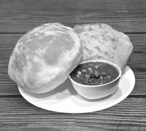 Chola Bhatura (1 Plate)