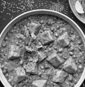 Mattar Paneer