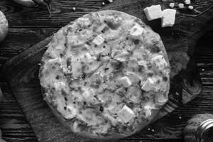8" German Chilli Corn N Paneer Margherita Pizza