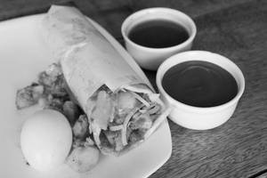 Egg Aloo Roll
