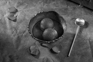 Gulab Jamun (2Pc)