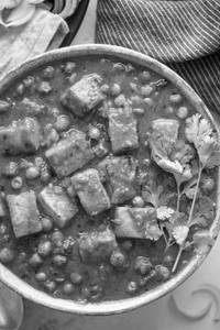 Matar Paneer