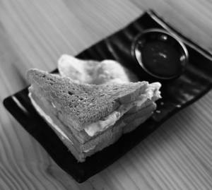 Omlette Cheese Sandwich