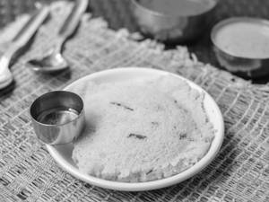 Rice Idli (2 Pcs)