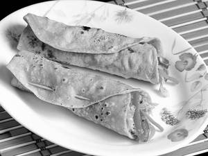 Veg Roll (Per Pc)