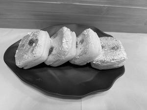 Malai Sandwich (1 Pcs)