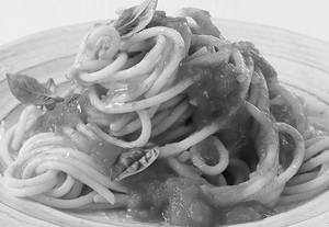 Napolitana Spaghetti Or Penne, Parmesan, Premium San Marzano Tomato Sauce, Al Olio,basil, Herb