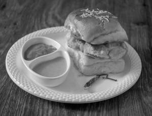 Vadapav
