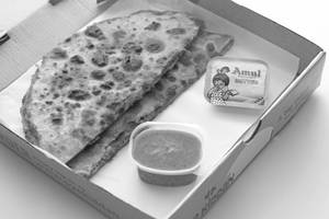 Butter Chicken Paratha [1pc]