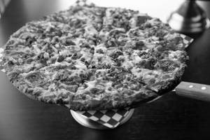 Classic Chic 'n corn pizza 