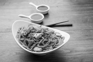 Veg Chowmein