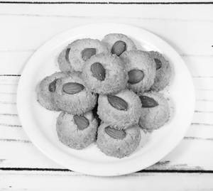 Badam Biscuit (250 Gms)