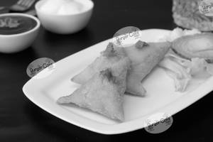Veg Samosa (3 Pcs)