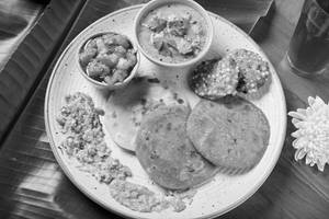 Dana Jhamarua Thali