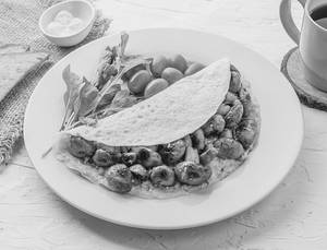 Creamy Mushroom Omelette With Toast(3 Eggs)