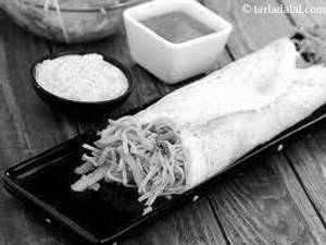 Schezwan Noodles Dosa 