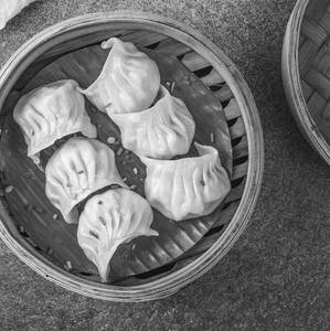 Pork Momo (steamed)(8 Pcs)