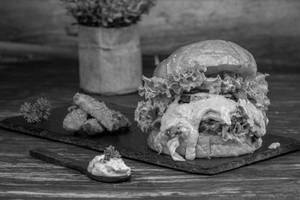 Classic Lamb Cheeseburger