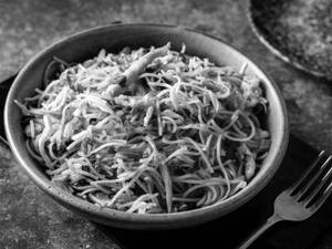 Hakka Noodles (Chicken)