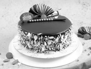 Eggless Choco Almond Cake (500 gms)