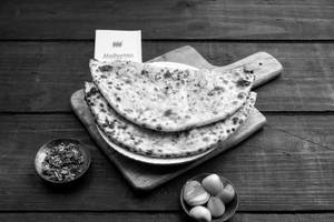 Paneer Stuffed Kulcha