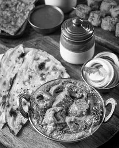 Tawa Chaap Masala With Naan (must Try)