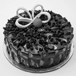 Eggless Choco  Chip Cake