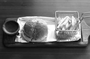 Veggie Burger With French Fries