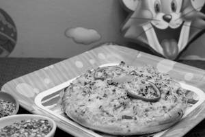 Double Cheese Pizza