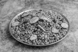 Navratna Mixture (200 Gms Pack)